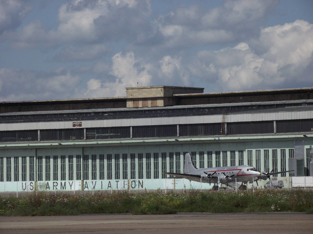 Tempelhofer Feld